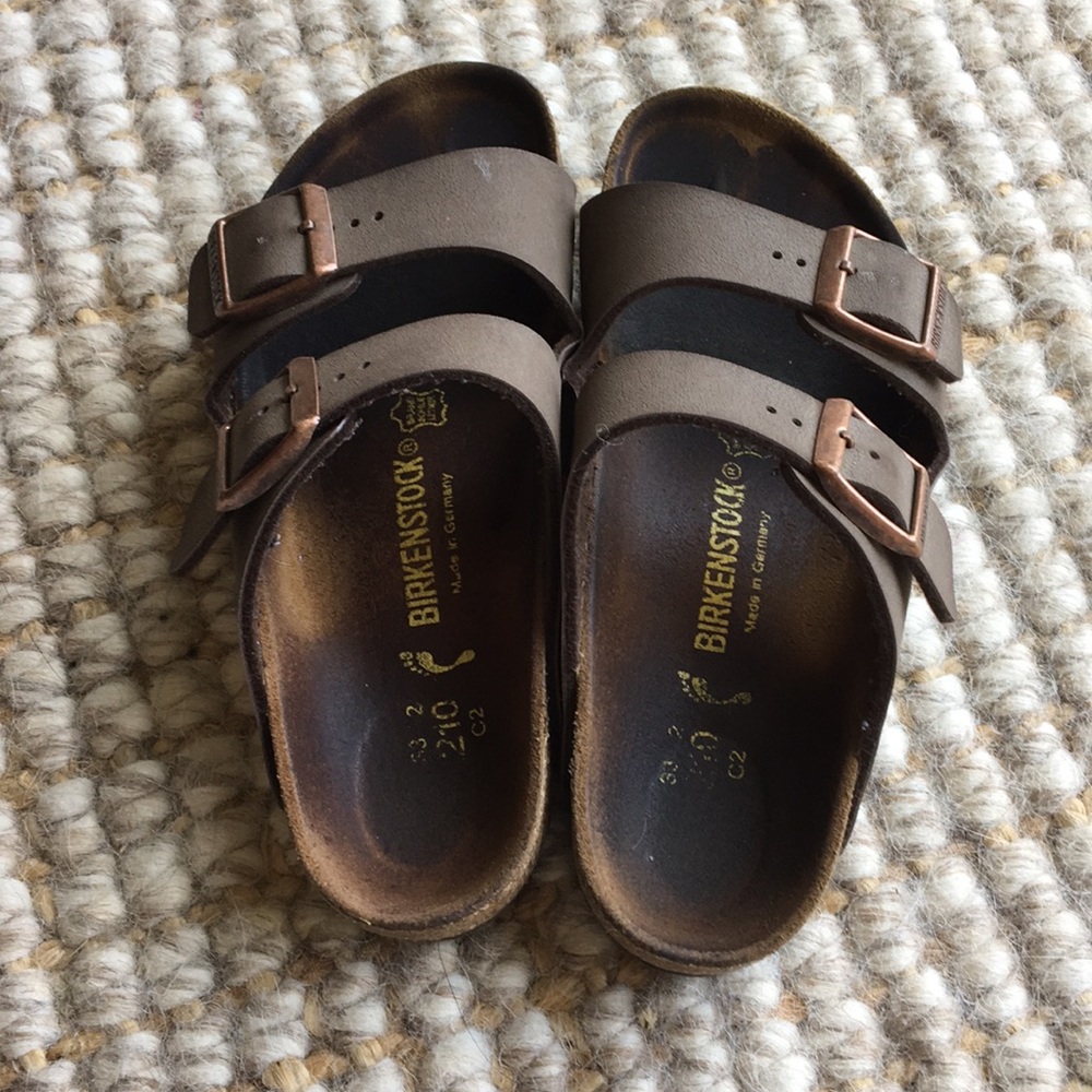 Girls Birkenstock Sandals, size 33 - Picture 2 of 4